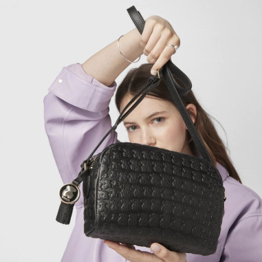 Bandolera Sherton de Piel Negro TOUS