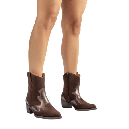 Botín Cowboy Unisa en Contraste