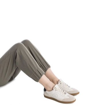 Zapatilla de Mujer Carmela 16206001