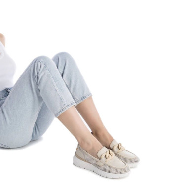 Zapato de Mujer Carmela 16227005