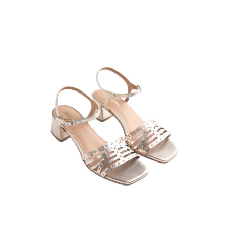 Sandalias Gioseppo Tacón Piel y Tachas Bais